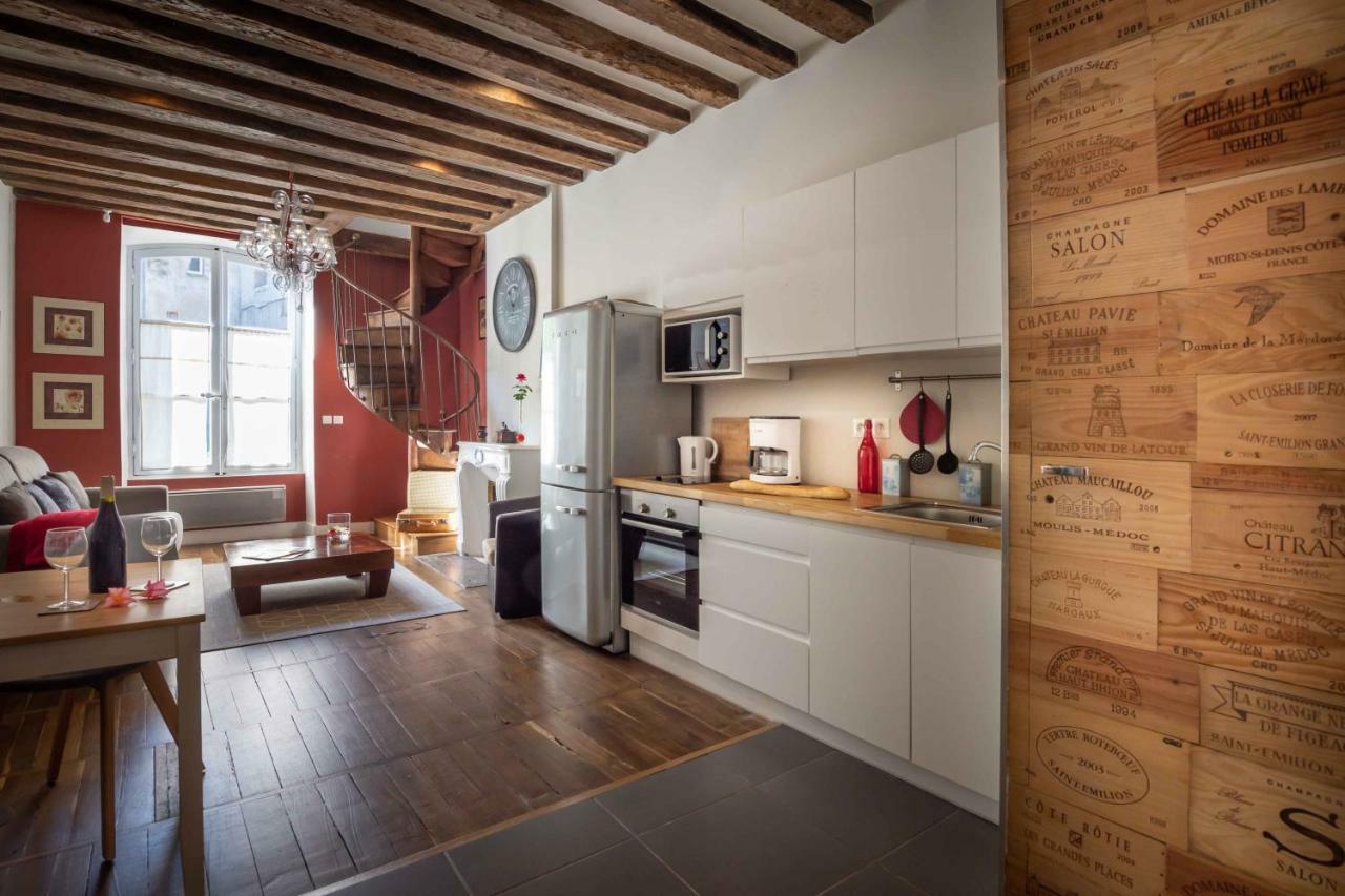 Le Relais Du Petit Lion Apartment Blois Bagian luar foto